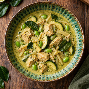 Green Curry z Kurczakiem – pikantny zielony klasyk z Tajlandii – MNIAMM, 700 ml